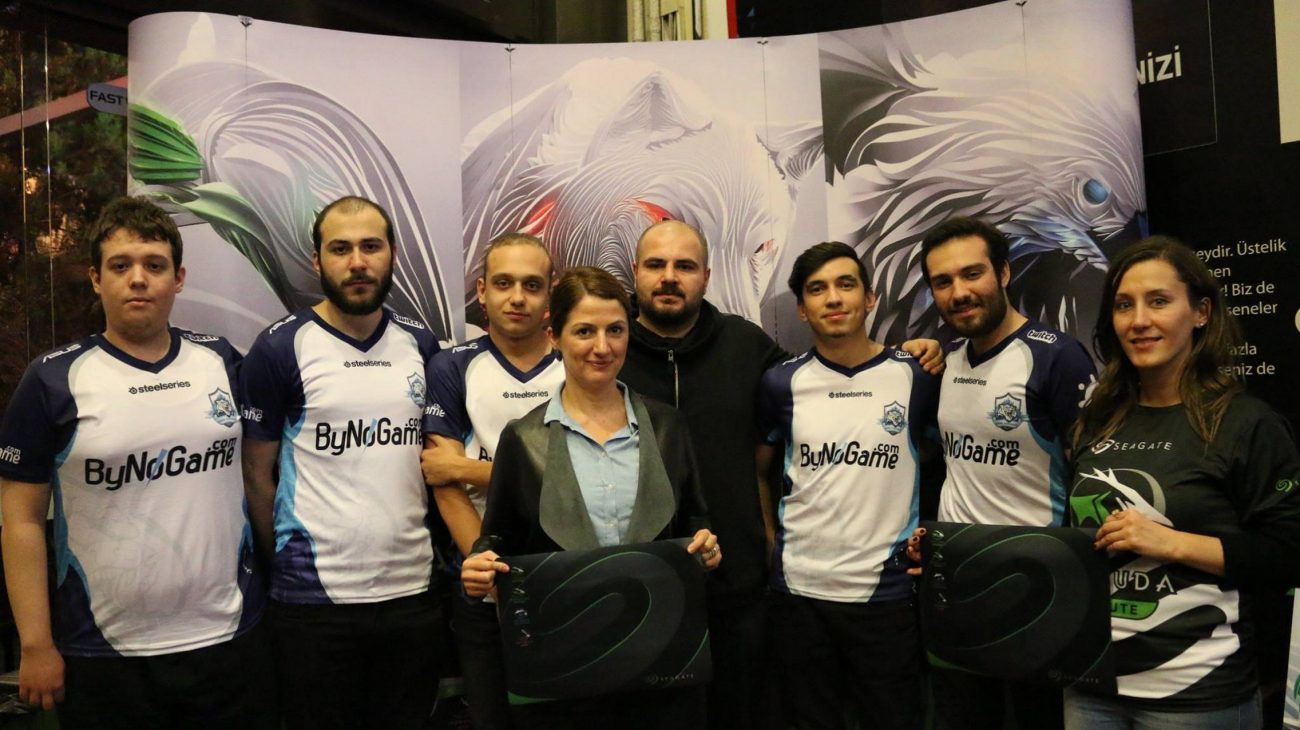 seagate-firecuda-cup (132)