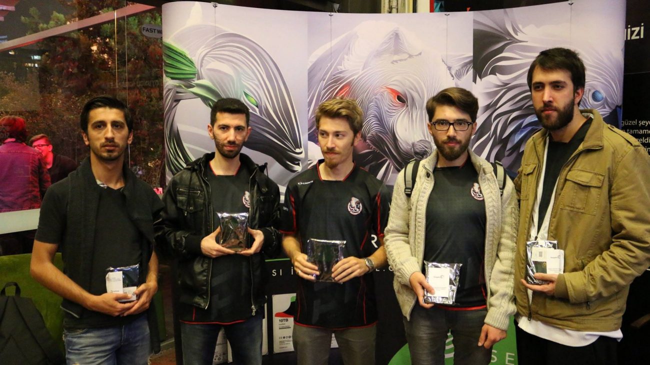 seagate-firecuda-cup (140)